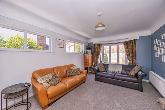 2, Elizabeth Gardens, Southsea photo 4