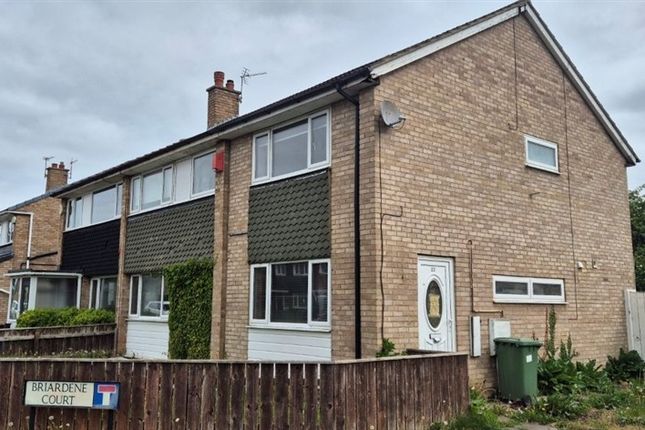 22, Briardene Court, STOCKTON-ON-TEES photo 2