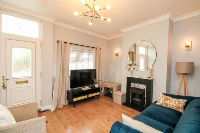 32, Annie Street, Wakefield photo 4