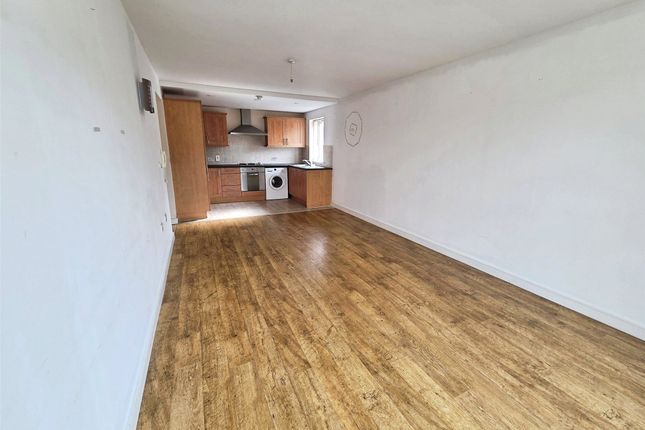Apartment 6,, Cabra Hall, Bebington photo 3