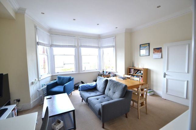 Thumbnail Flat to rent in Frognal, London