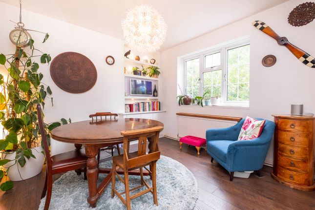 Flat 5, Acuba House, Acuba Road, London photo 4