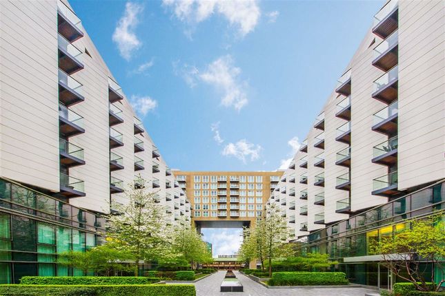 Flats For In Baltimore Wharf London E14 Thumbnail Flat For In Baltimore Wharf London