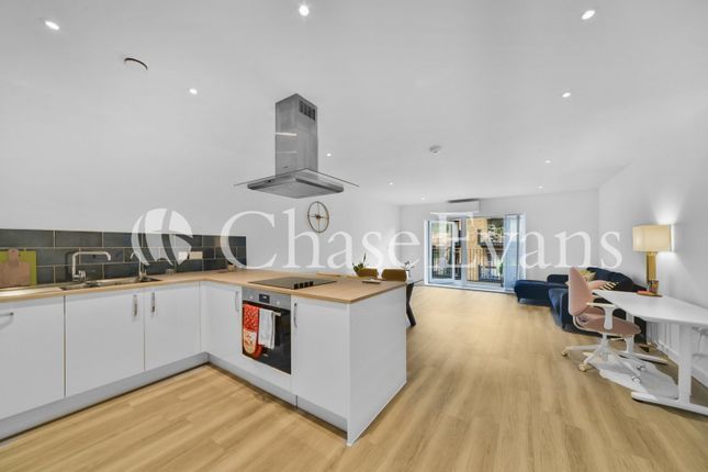 Searles Court, Woolwich photo 2