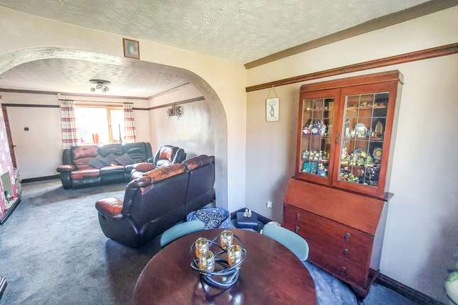 82, Staghills Road, Rossendale photo 3