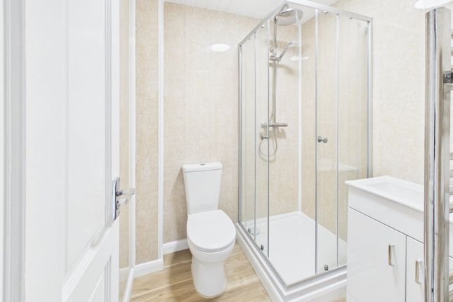 Flat 2, Mount Pleasant Court, Exmouth photo 5