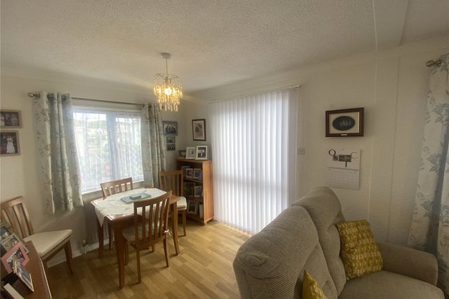 16, Park View Way, Devon photo 3