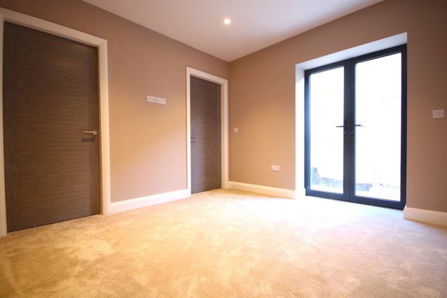 Flat to rent in Apartment 1 Dunwood, Homestead Road, Disley