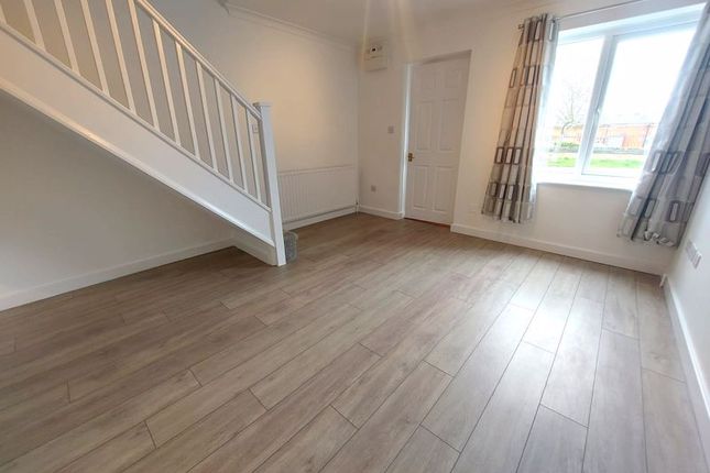 12, Grange Drive, Stotfold photo 5