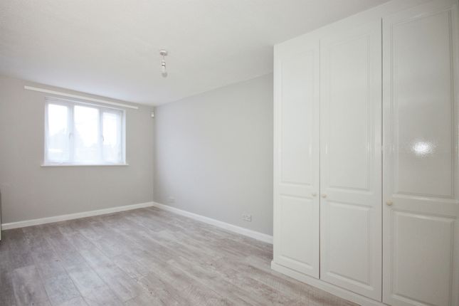 Flat for sale in Charlotte Street, Leamington Spa
