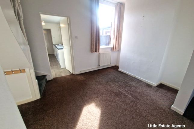 24, Cleveland Street, St. Helens photo 3