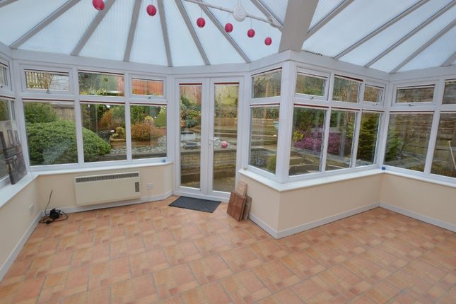32, Regents View, Blackburn photo 4