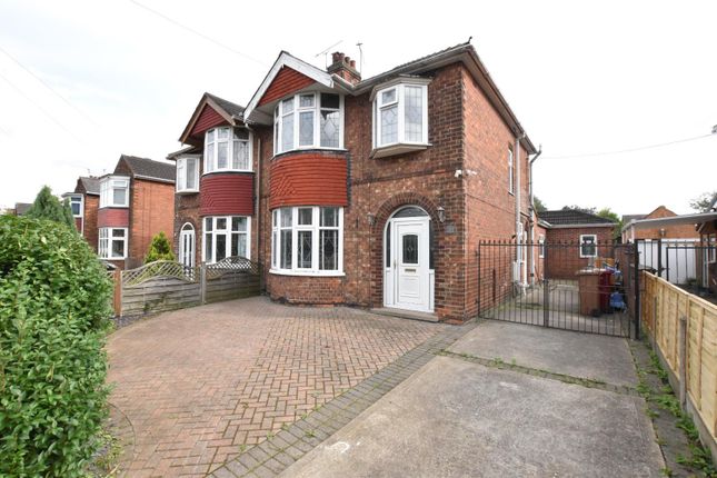 Thumbnail Semi-detached house to rent in Peveril Avenue, Scunthorpe