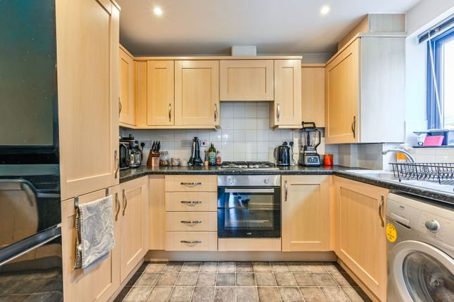 Woodmill Road E5, Clapton photo 4