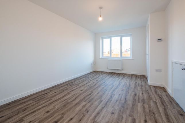 34, Woodview Drive, Accrington photo 4