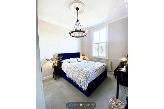 B Epple Road, Parsons Green Fulham, London photo 4