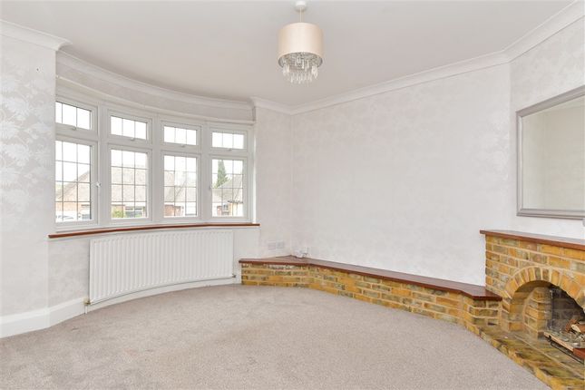 Higham Road Wainscott, Rochester photo 5