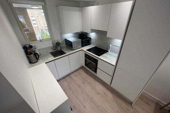 Flat for sale in Starling Apartments, 40, Perryfield Way, Hendon