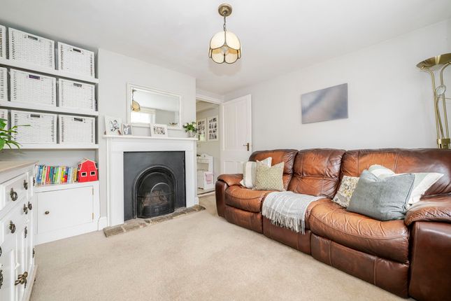 2 Rose Cottages, High Street, Burwash photo 4