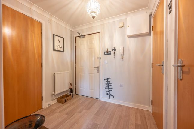 180,Flat 2, Bursledon Road, Southampton photo 4