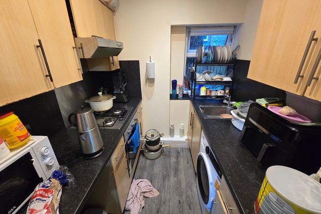 58 Yair Drive, Glasgow photo 4