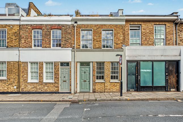 2-bed terraced on Thornhill Road, London, £1,800,000