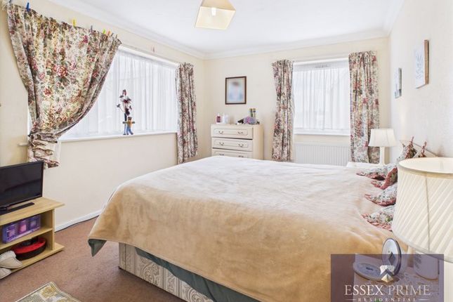 52, Tower Road, Clacton-On-Sea photo 4