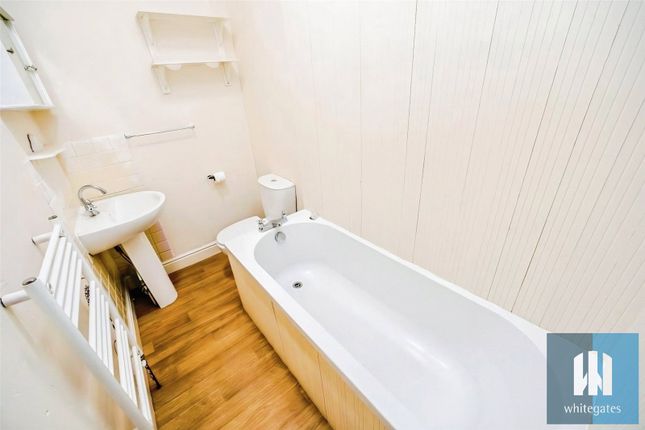 54, Norwood Road, Huddersfield photo 4