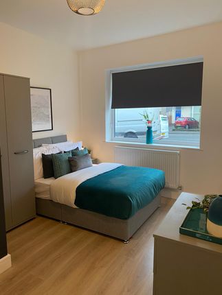 Shared accommodation to rent in Old Chester Road, Birkenhead