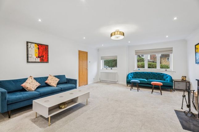 11, Dove Park, Rickmansworth photo 5