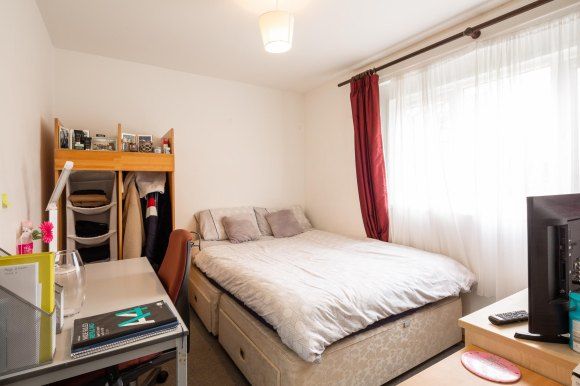 Thumbnail Room to rent in Becket Avenue, Canterbury, Kent