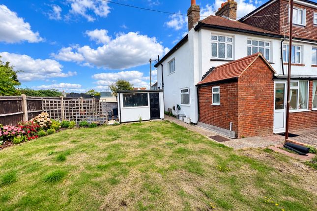 44, Waterloo Road, Gosport photo 2