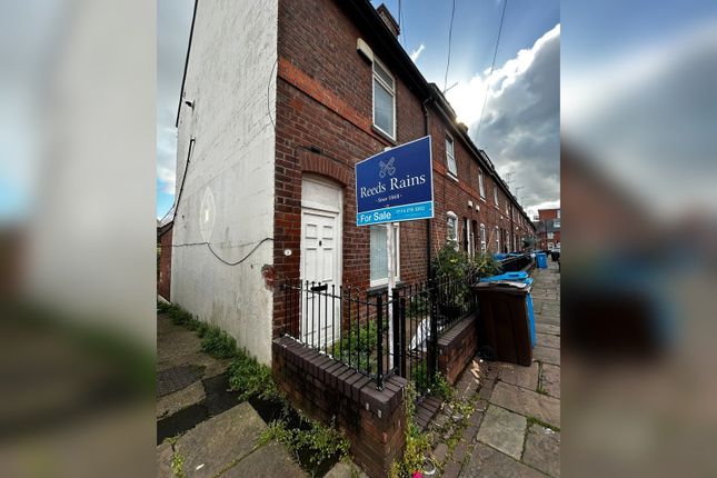 3-bed terraced on Cromford Street, Sheffield, £95,000