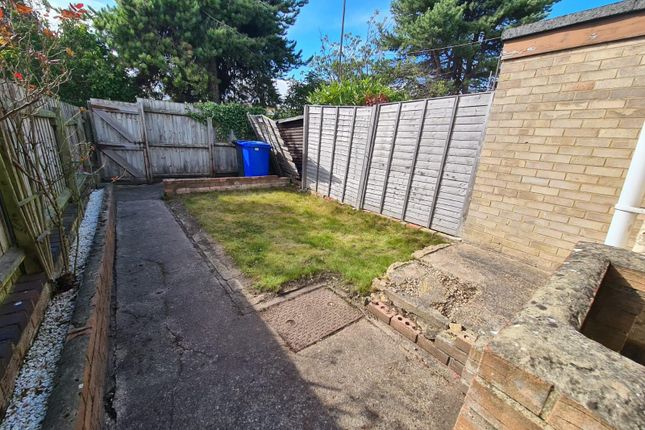 55, Seago Street, LOWESTOFT photo 5