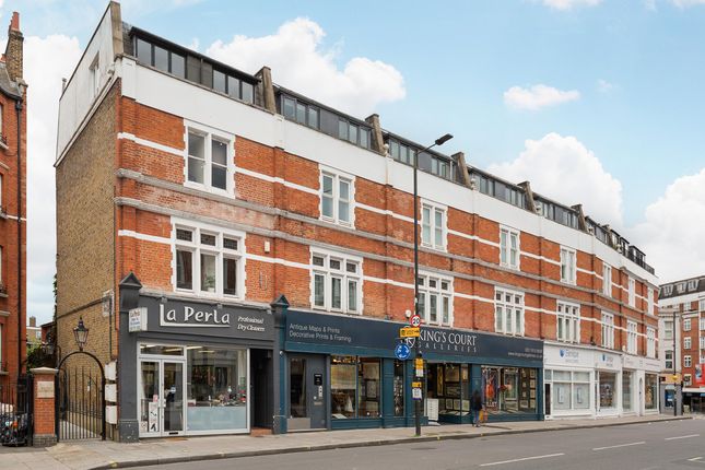 Flat for sale in Fulham Road, Fulham