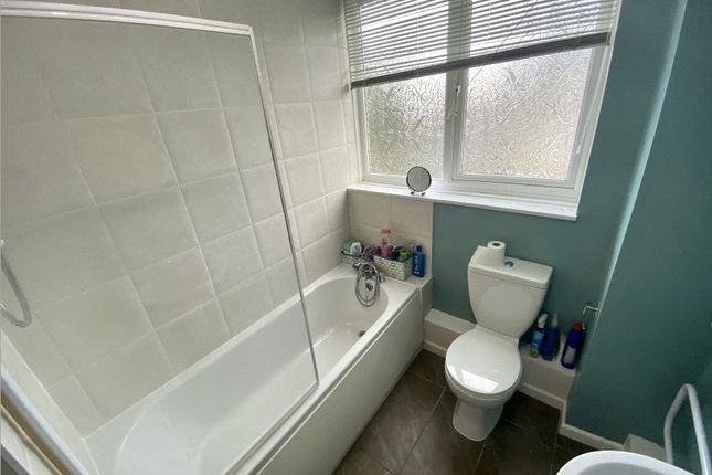 51, Knoll Avenue, Darlington photo 5