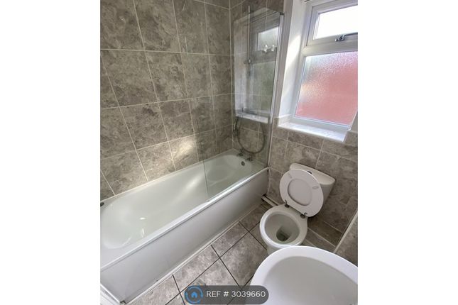 Ormonds Close, Bradley Stoke, Bristol photo 5