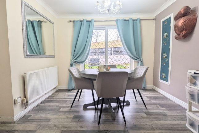 36, Earlswood, Skelmersdale photo 4