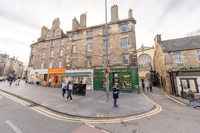 Flat for sale in Greyfriars Place, Edinburgh