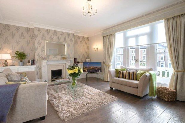 Thumbnail Flat to rent in The Barons, Twickenham