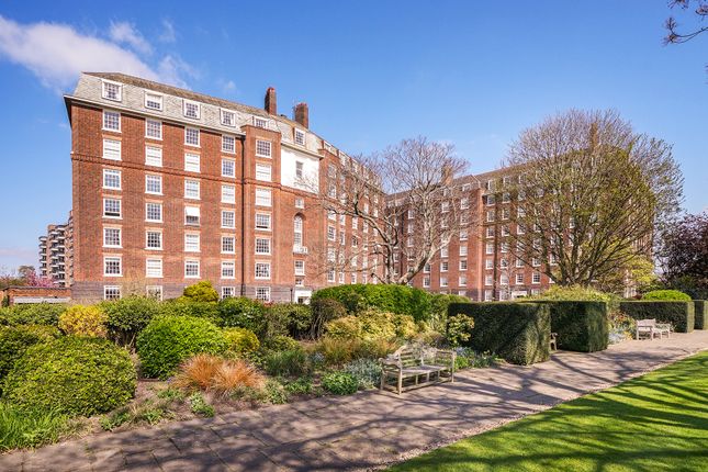 113, Rivermead Court, Ranelagh Gardens, Hurlingham, London photo 3