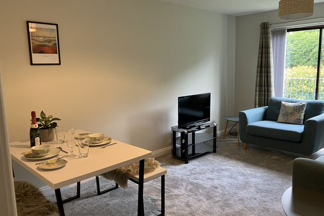 Flat 6, Wirral photo 4