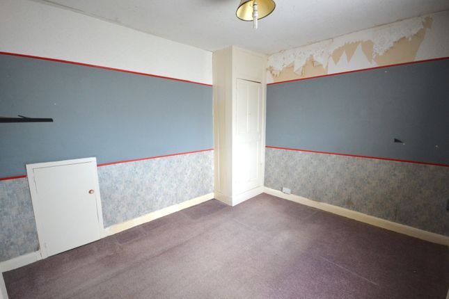 End terrace house for sale in East Ella Drive, Hull