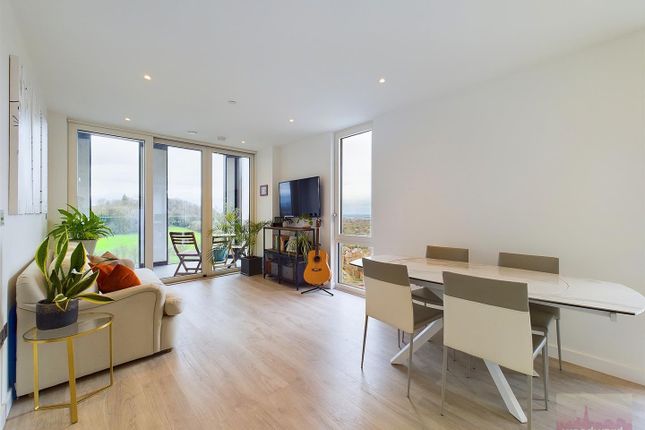 Flat for sale in College Road, Harrow-On-The-Hill, Harrow