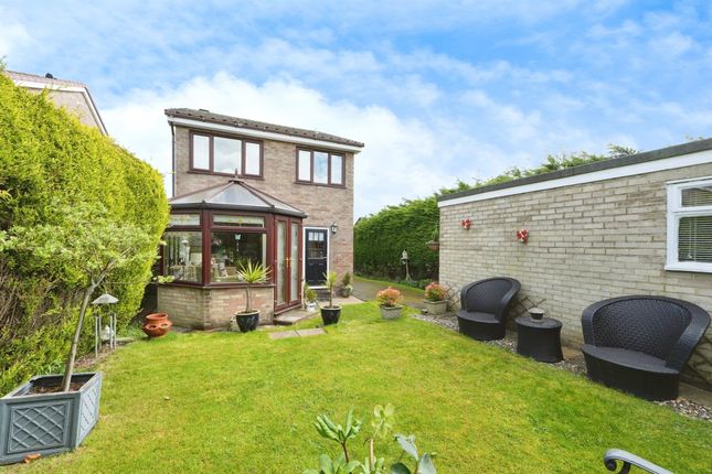 Detached house for sale in Cavewell Close, Ossett