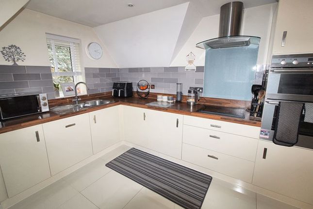 Flat 11 Blue Cedars, Pinehurst Road, West Moors photo 3
