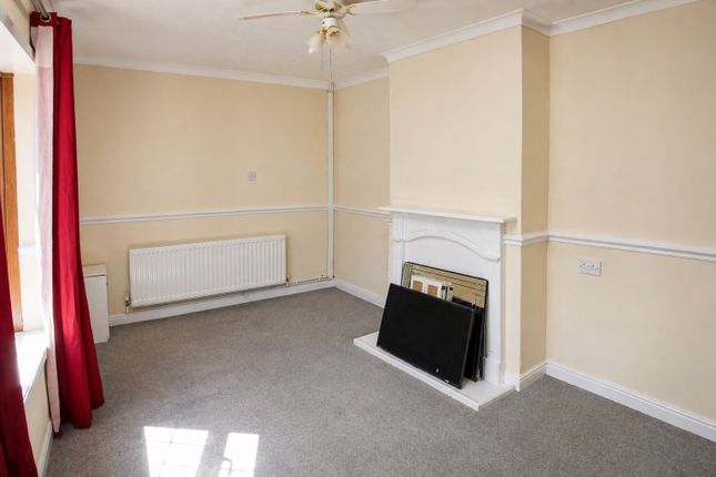 40 Garsdale Crescent, Stoke-on-Trent photo 3