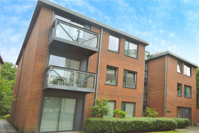 Thumbnail Flat to rent in Keylands House Union Lane, Isleworth, Middlesex