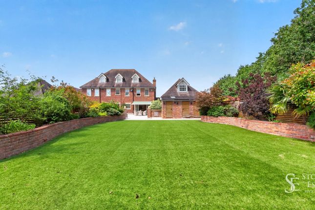 4-bed house on 4 Buckland Gate, Slough, £1,000,000