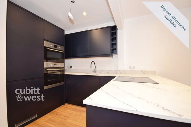 24 Perryfield Road, Crawley photo 3